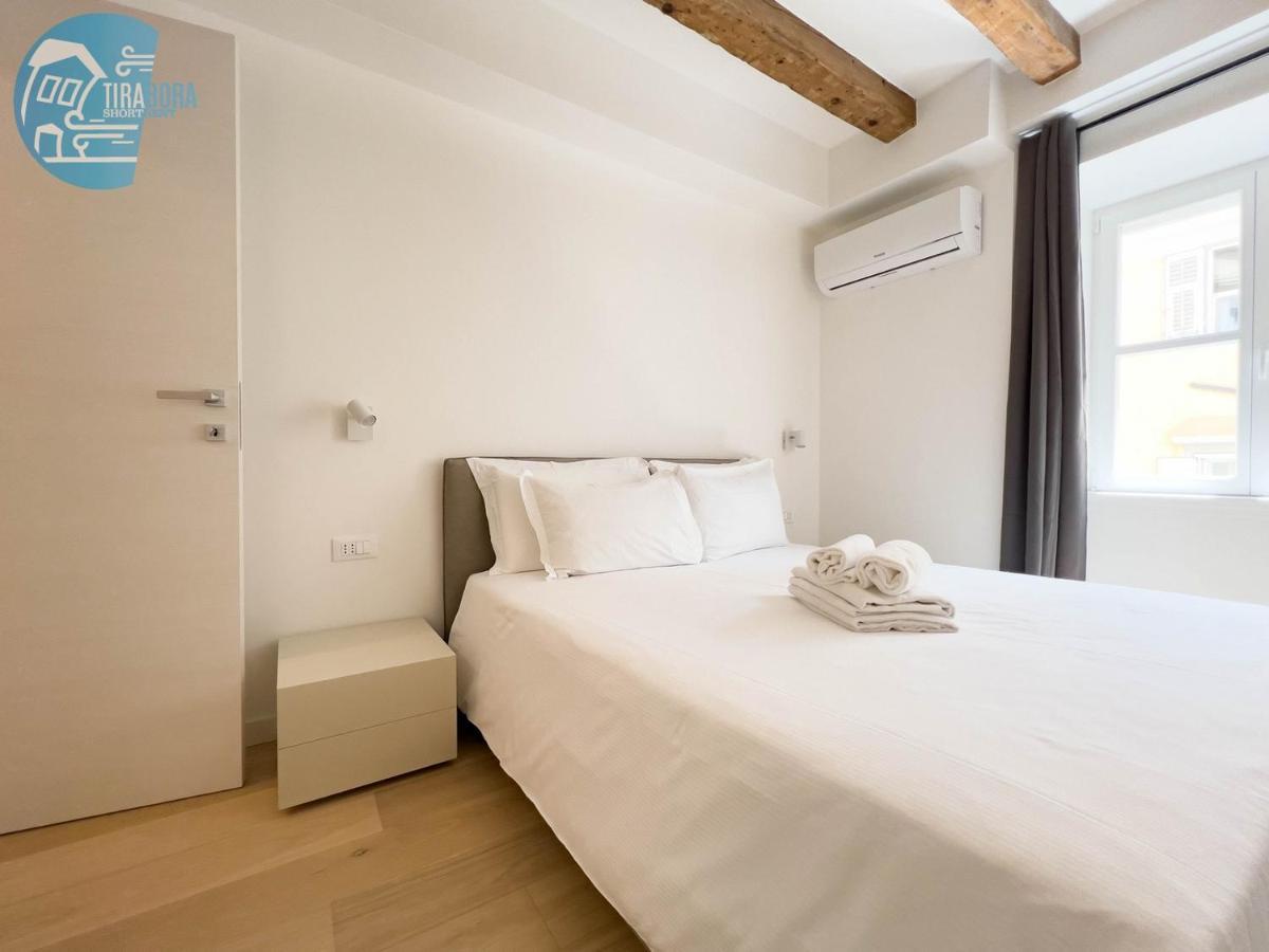 Cavana 10 Tirabora Short Rent Trieste Exteriör bild